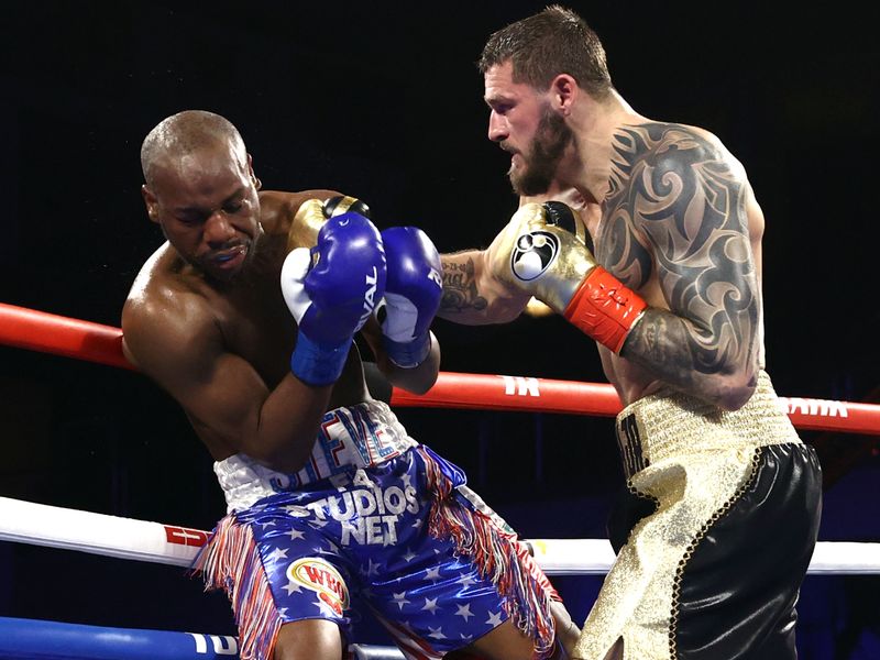 artur beterbiev vs joe smith jr 0042