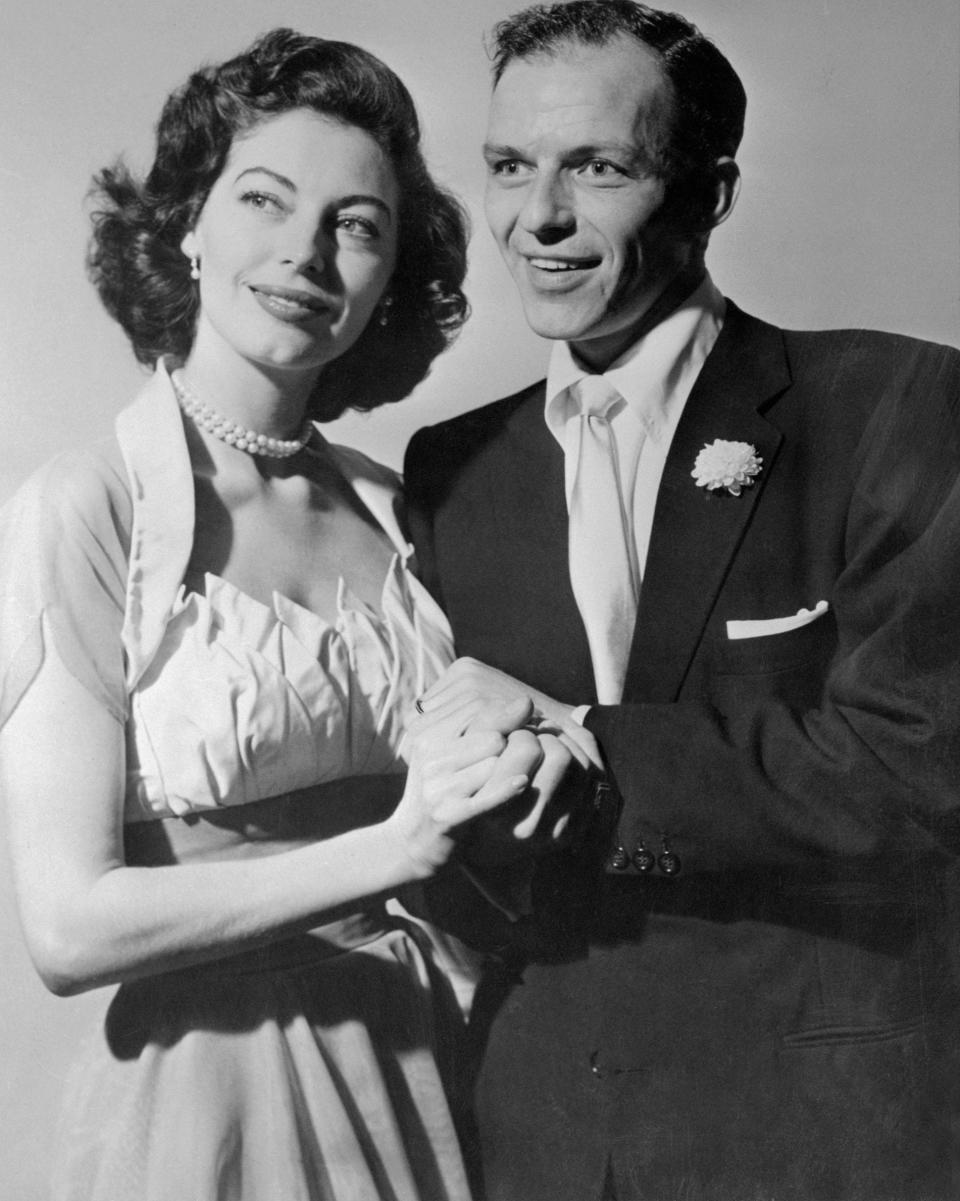 ava gardner hairstyles 0018