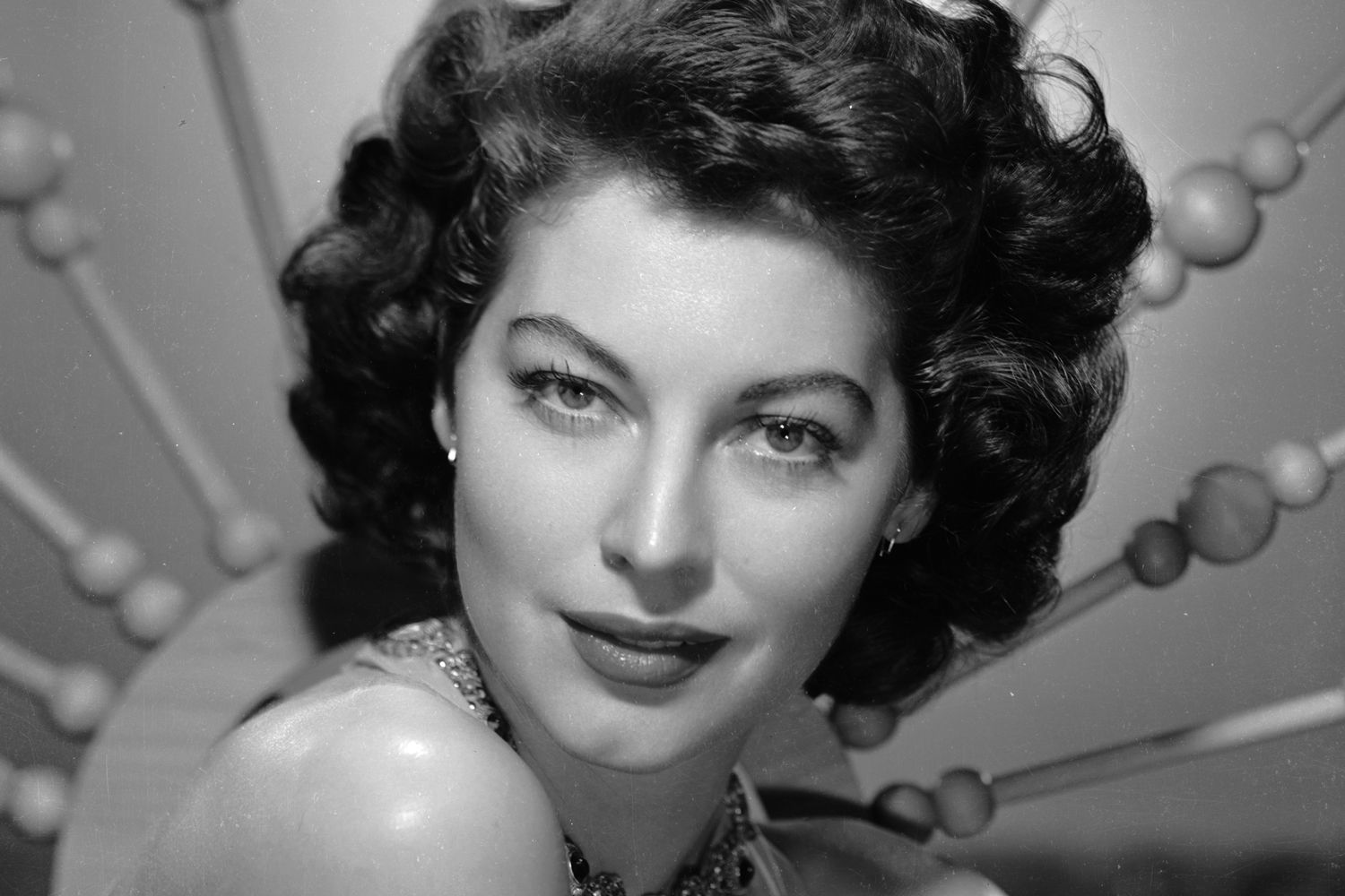 ava gardner hairstyles 0038