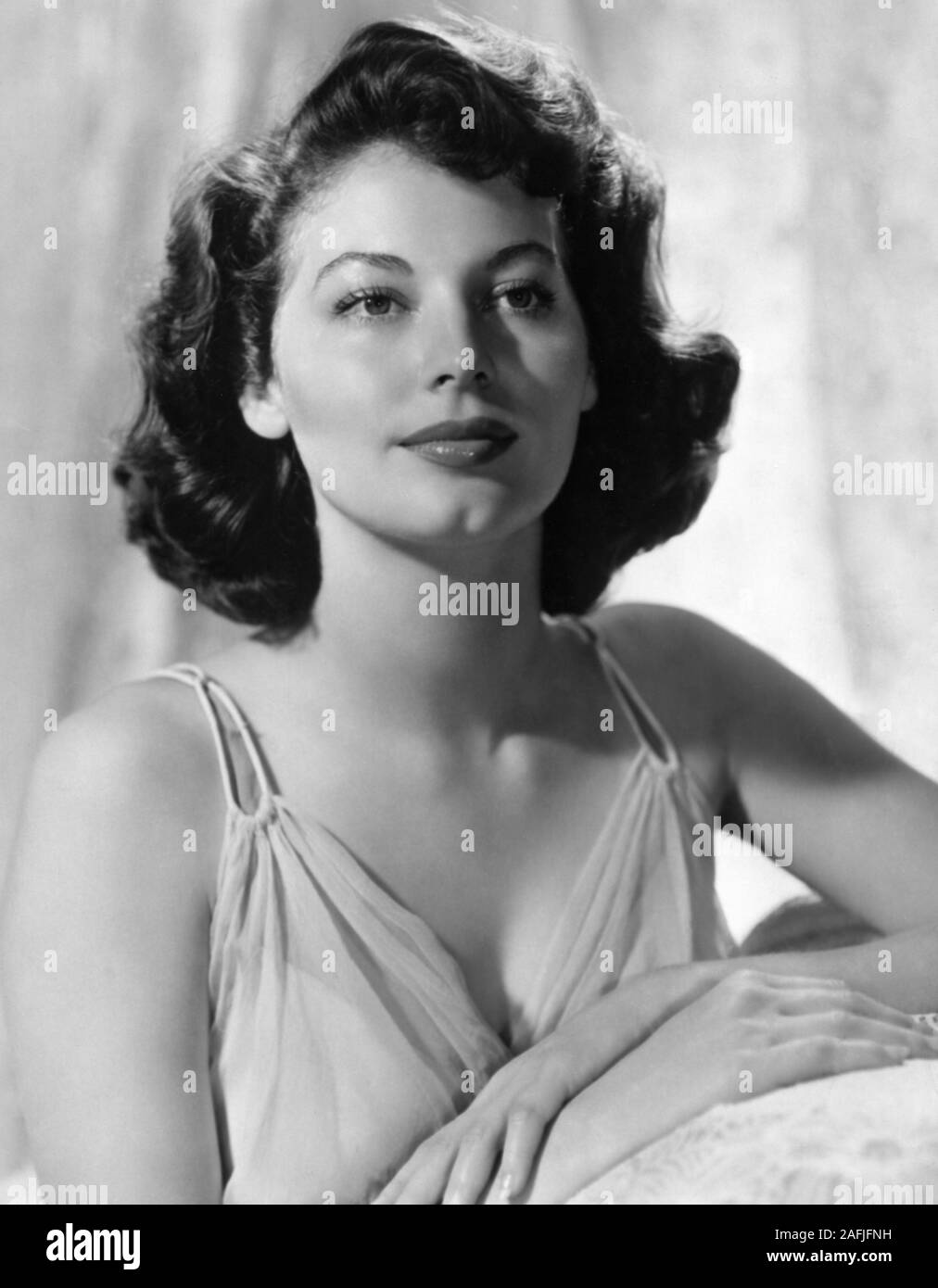 ava gardner hairstyles 0041