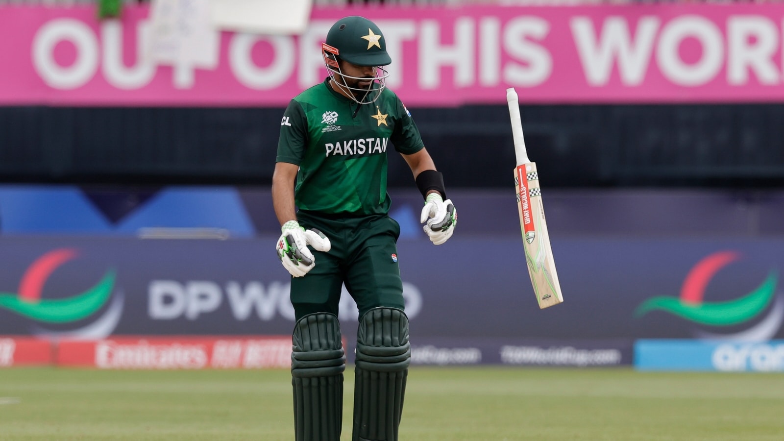 babar azam pic 0015