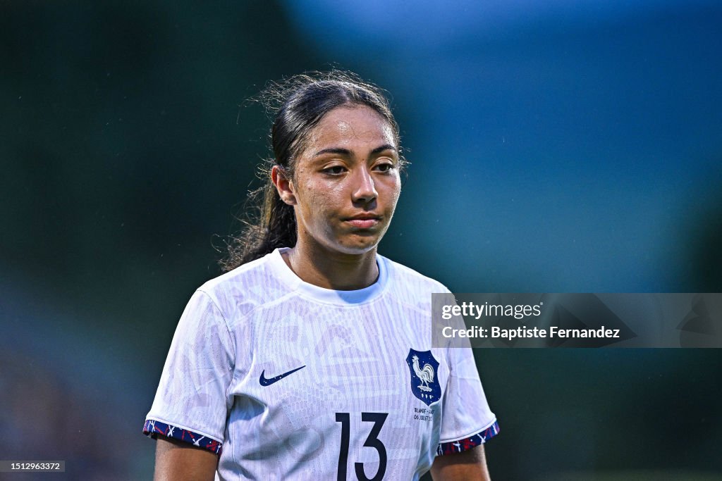 bacha france player 0029