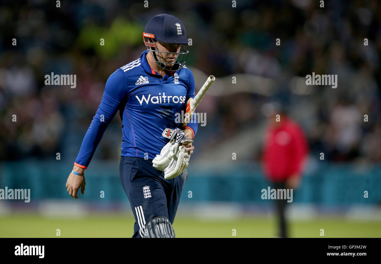 bairstow run out 0036