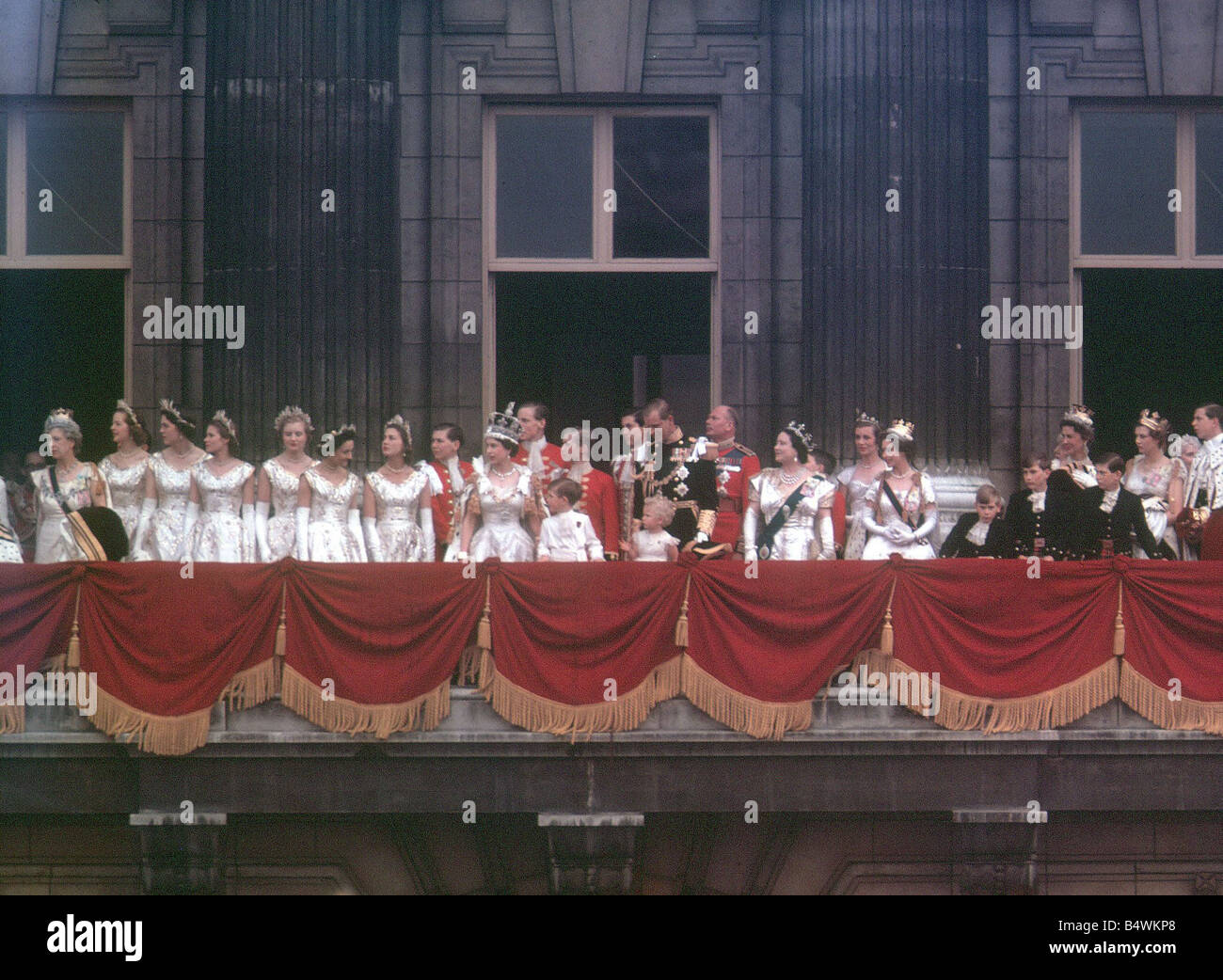 balcony coronation picture 0015