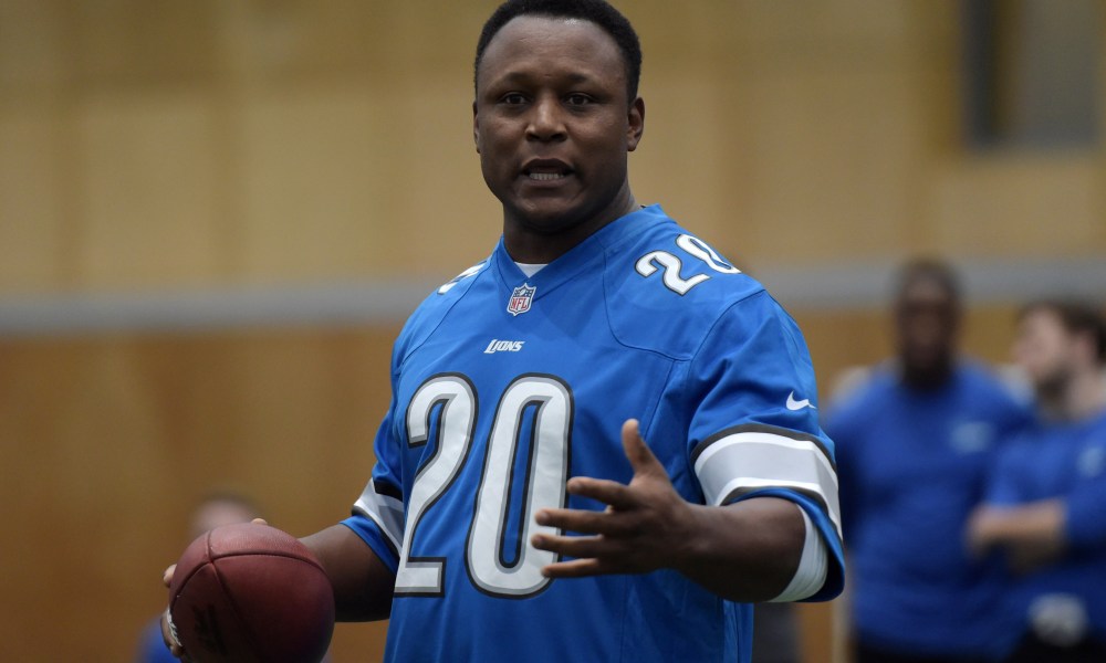 Barry Sanders iconic images.