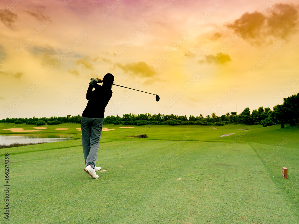 beautiful golf swing 0030