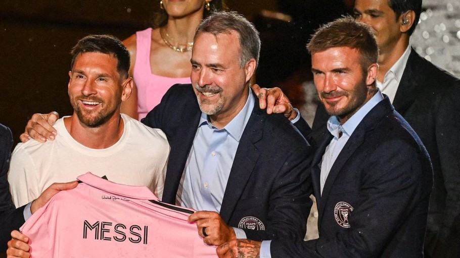 beckham and ronaldo 0081