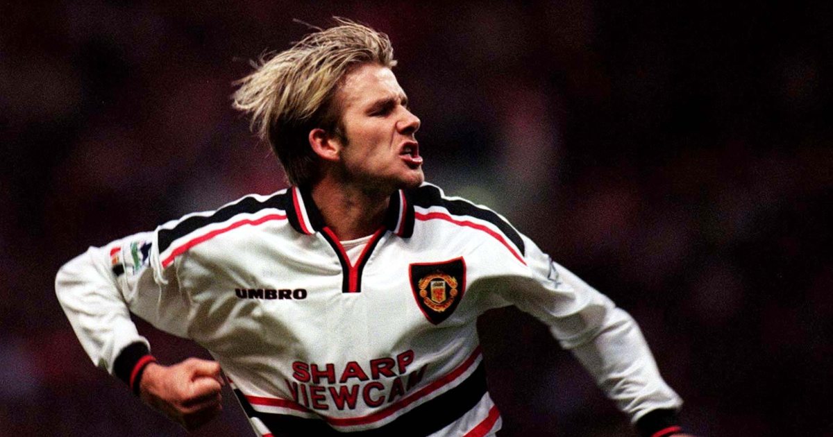 Beckham free kick technique
