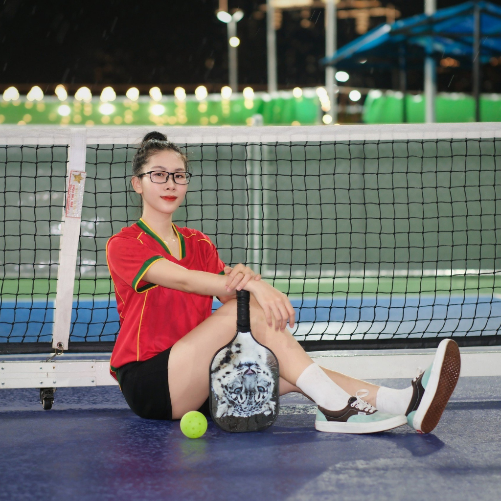behind-the-scenes sports photography.
