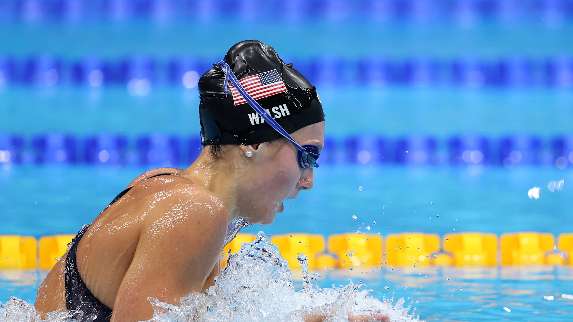 best female swimmer 2023 0011
