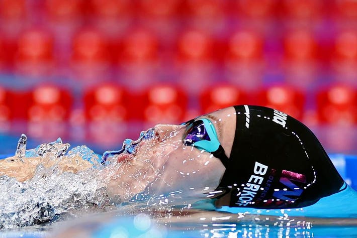 best female swimmer 2023 0049