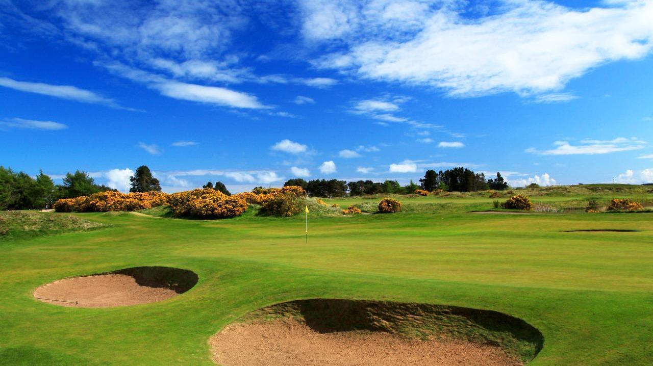 best holes at monifieth golf