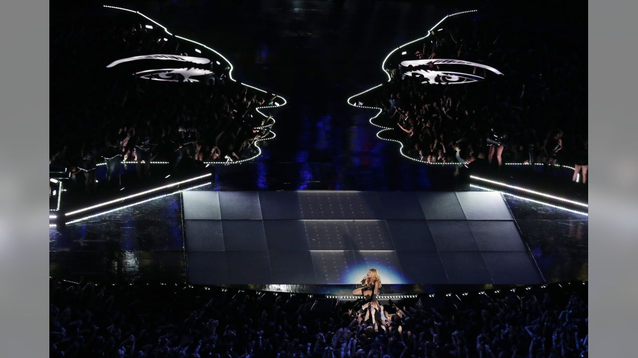 beyonce super bowl 2013 photo 0044