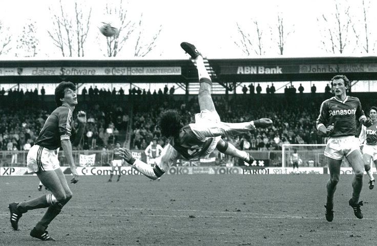 bicycle kick messi 0043