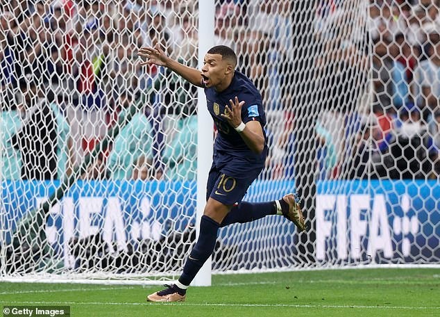 bicycle kick messi 0045