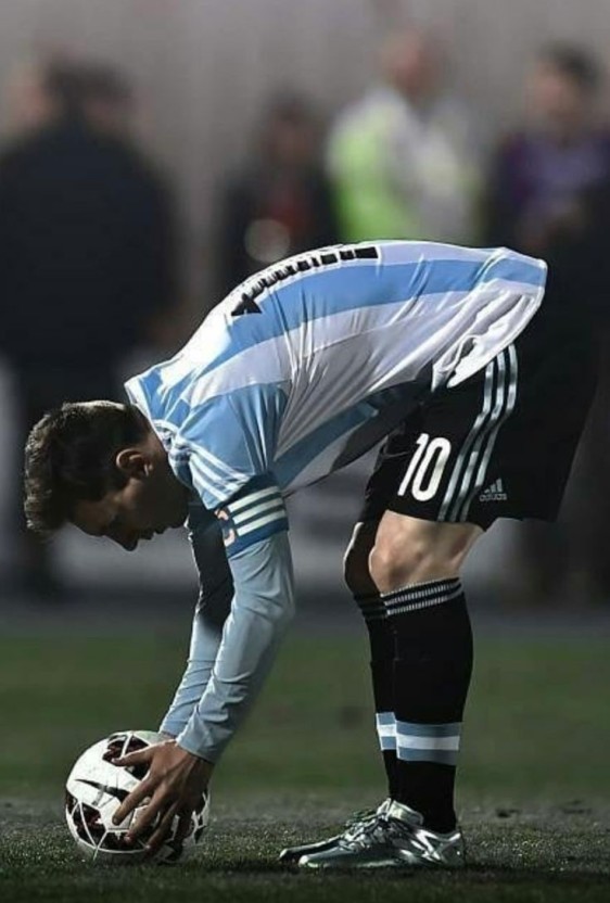 bicycle kick messi 0054