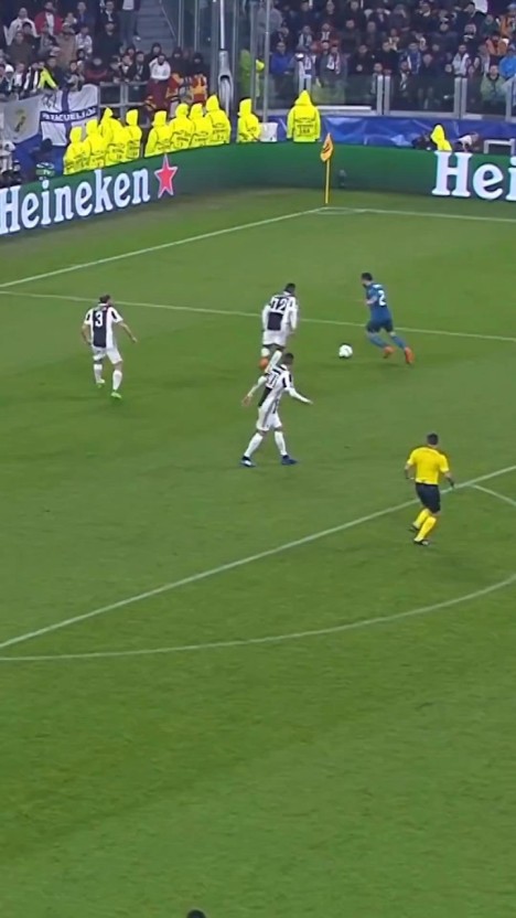 bicycle kick messi 0083