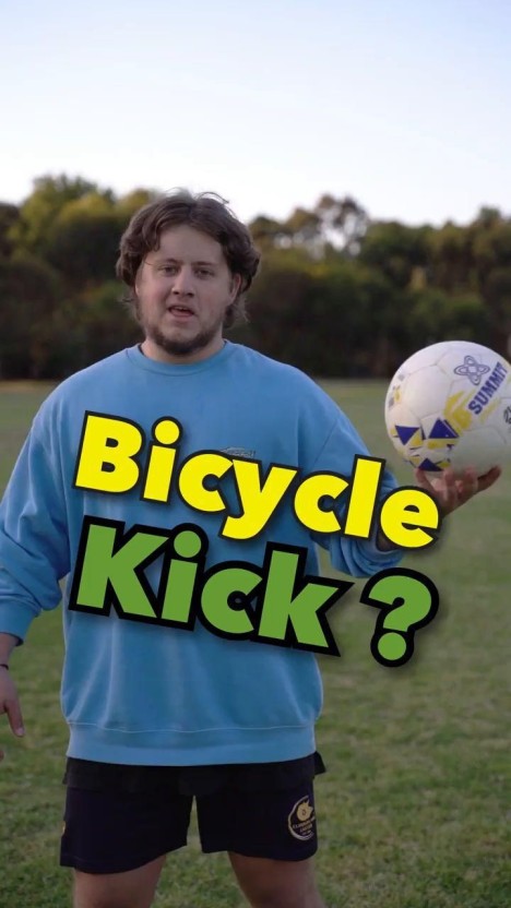bicycle kick messi 0096