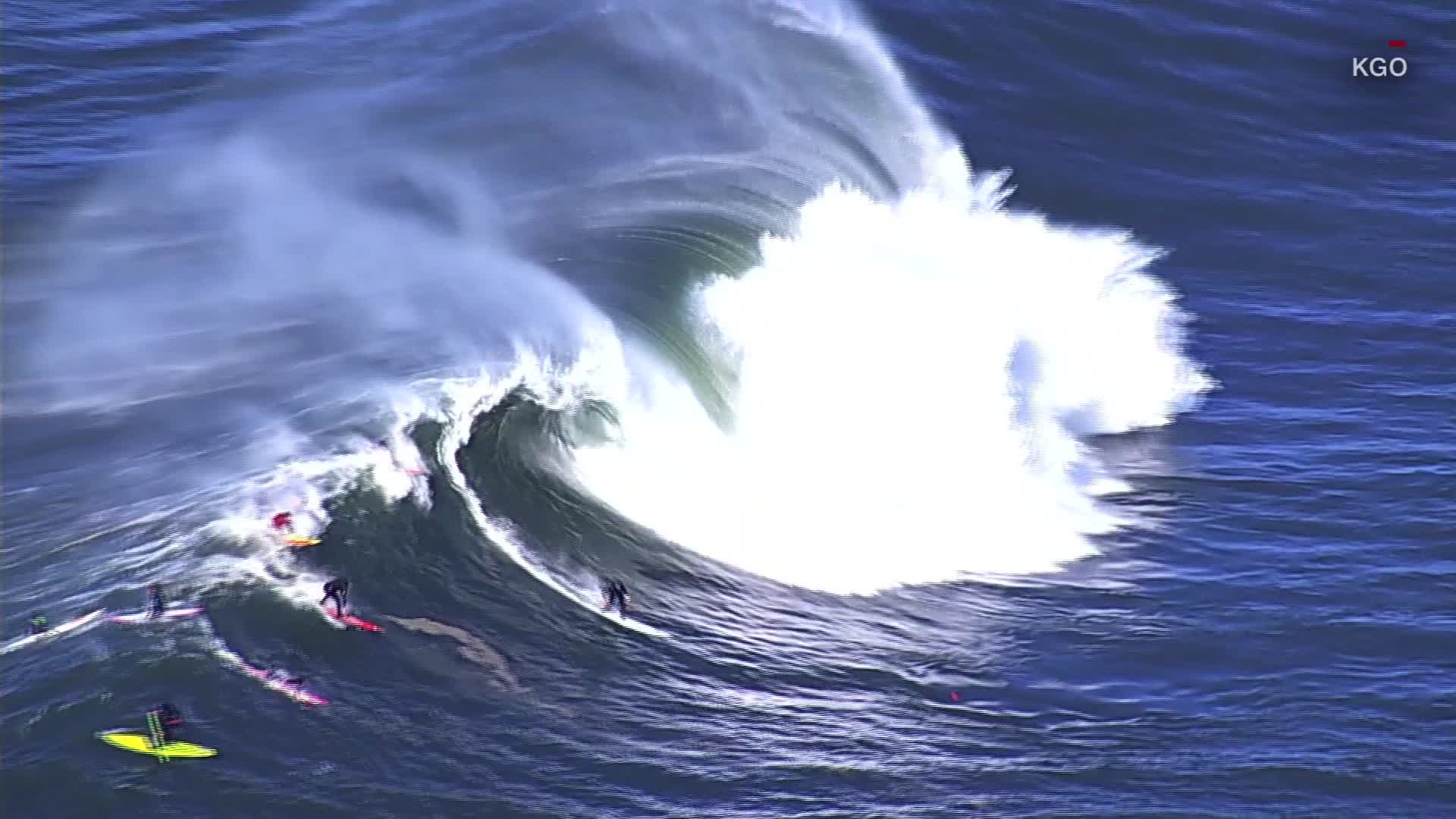 big waves in california 0032