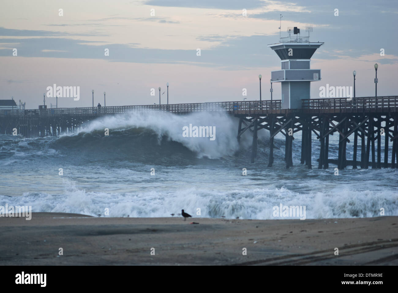 big waves in california 0040