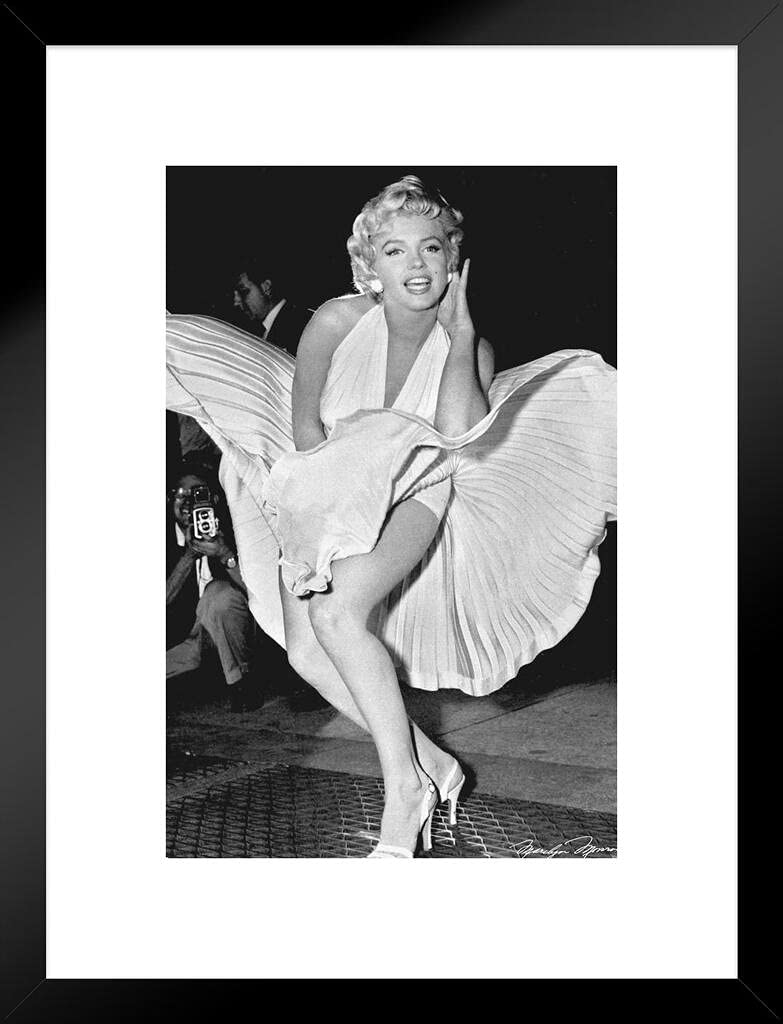 black and white Marilyn Monroe