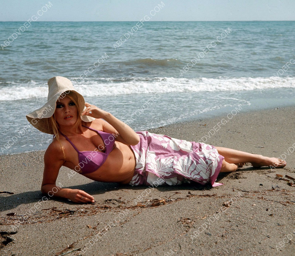 brigitte bardot beach 0017