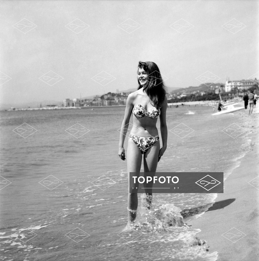 brigitte bardot beach 0026