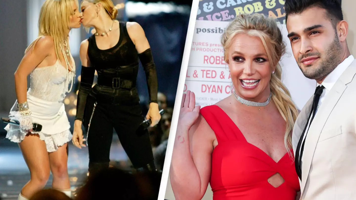britney and madonna kiss 0041