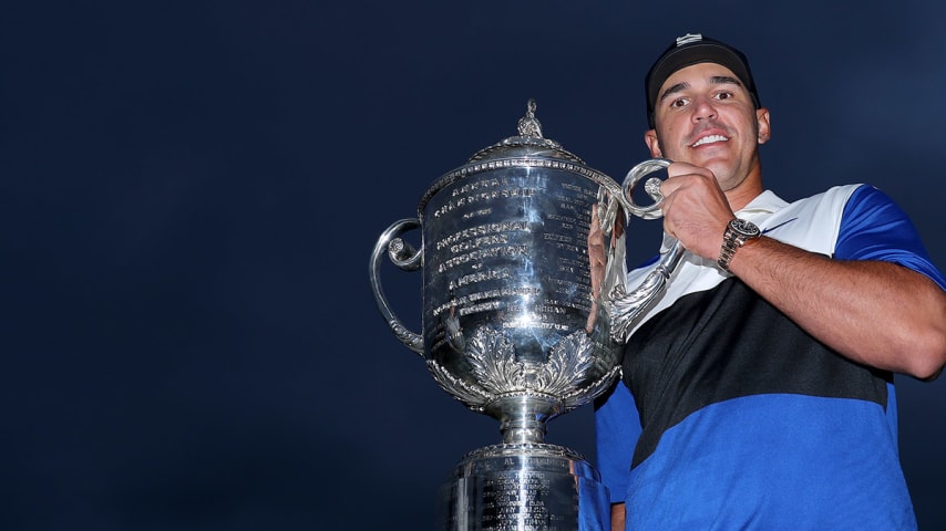 brooks koepka trophy 0017