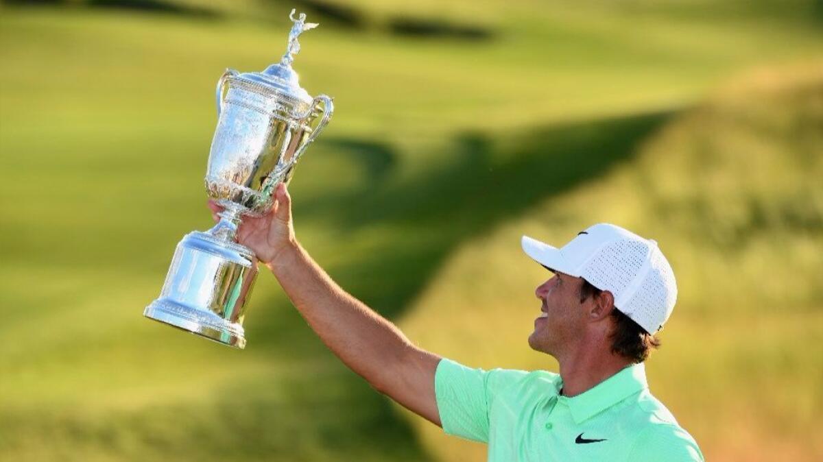 brooks koepka trophy 0021