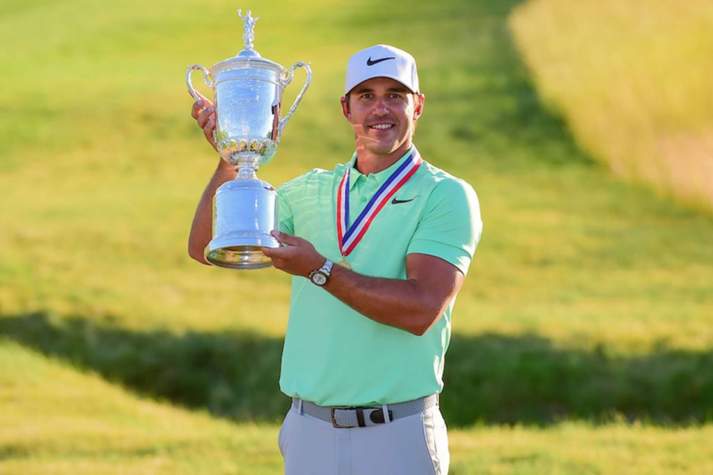 brooks koepka trophy 0024