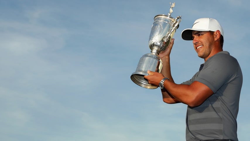 brooks koepka trophy 0048