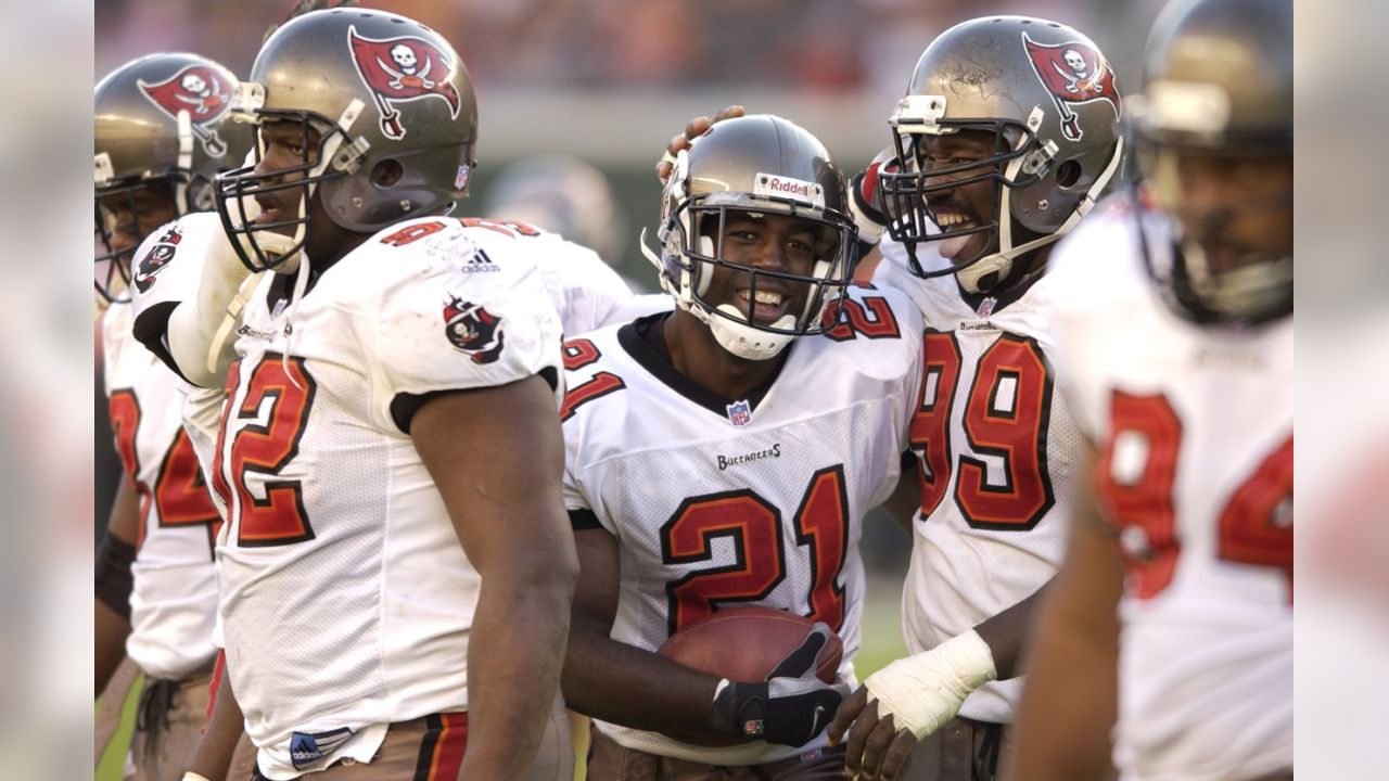 Buccaneers defensive strategy