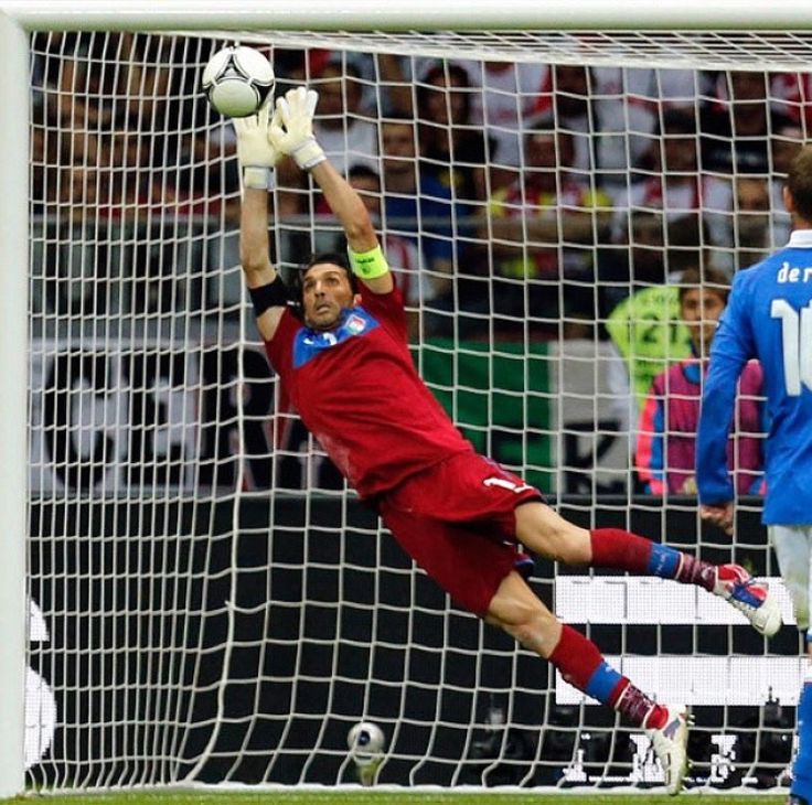 buffon save 0012