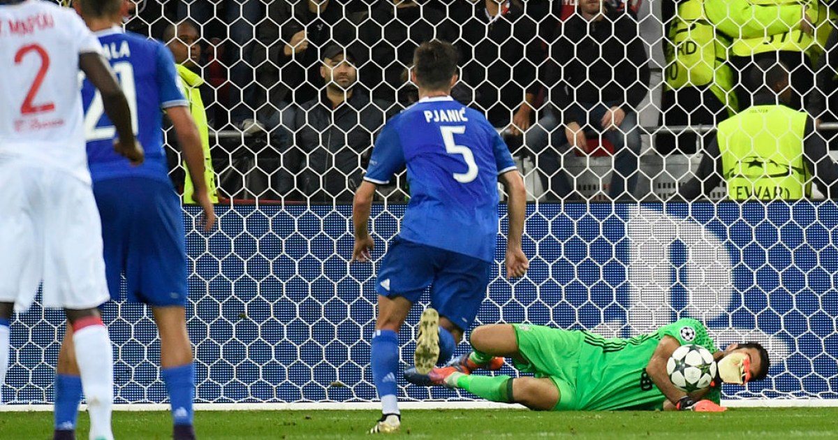 buffon save 0025