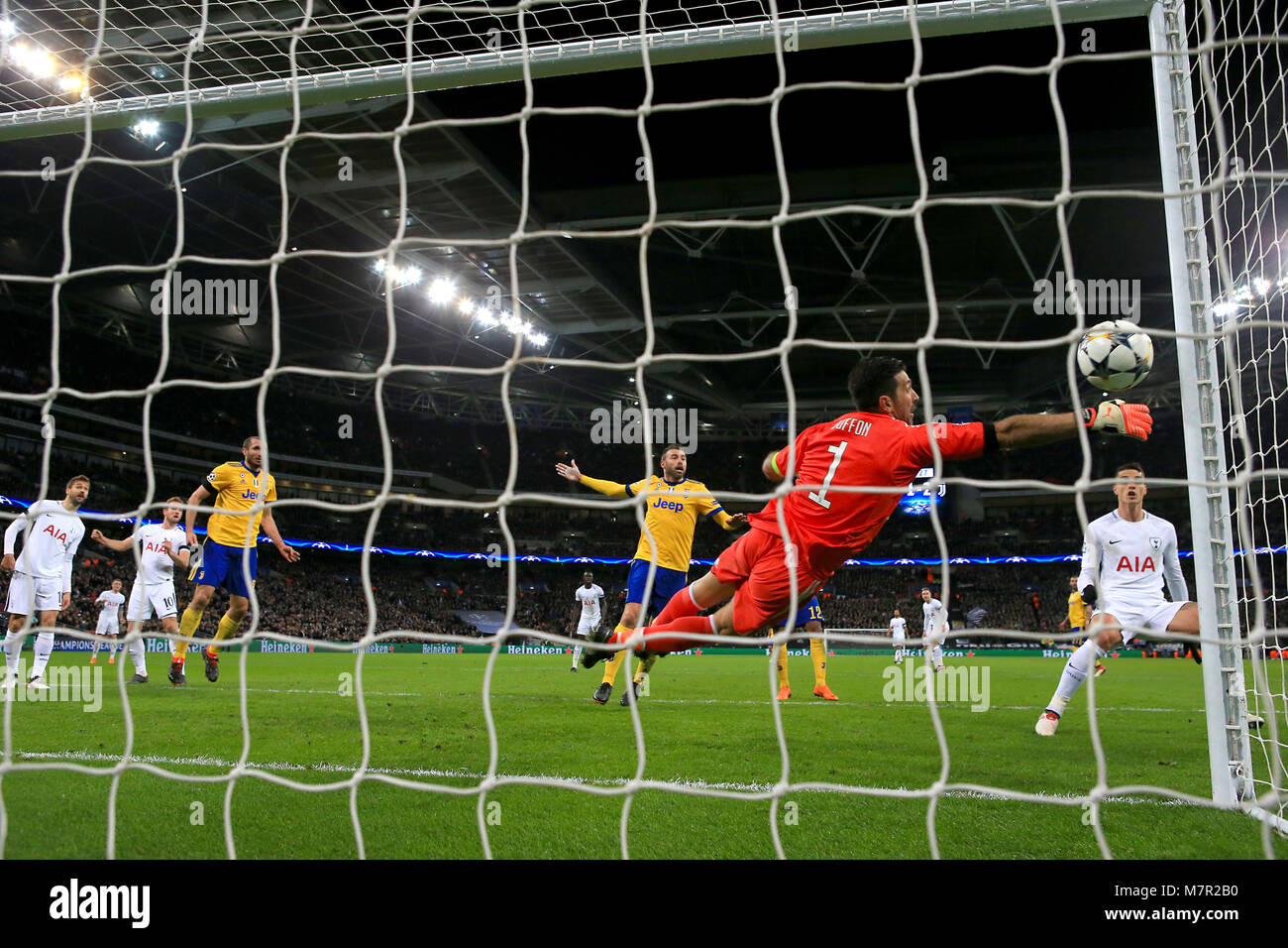 buffon save 0027