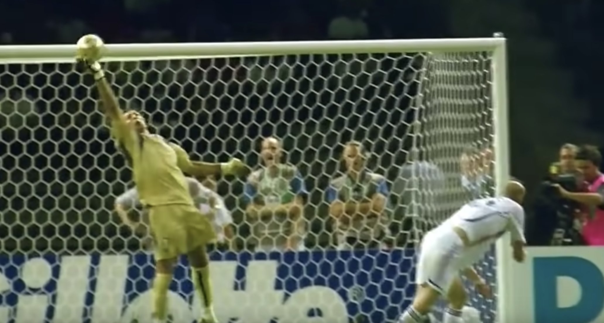 buffon save 0052