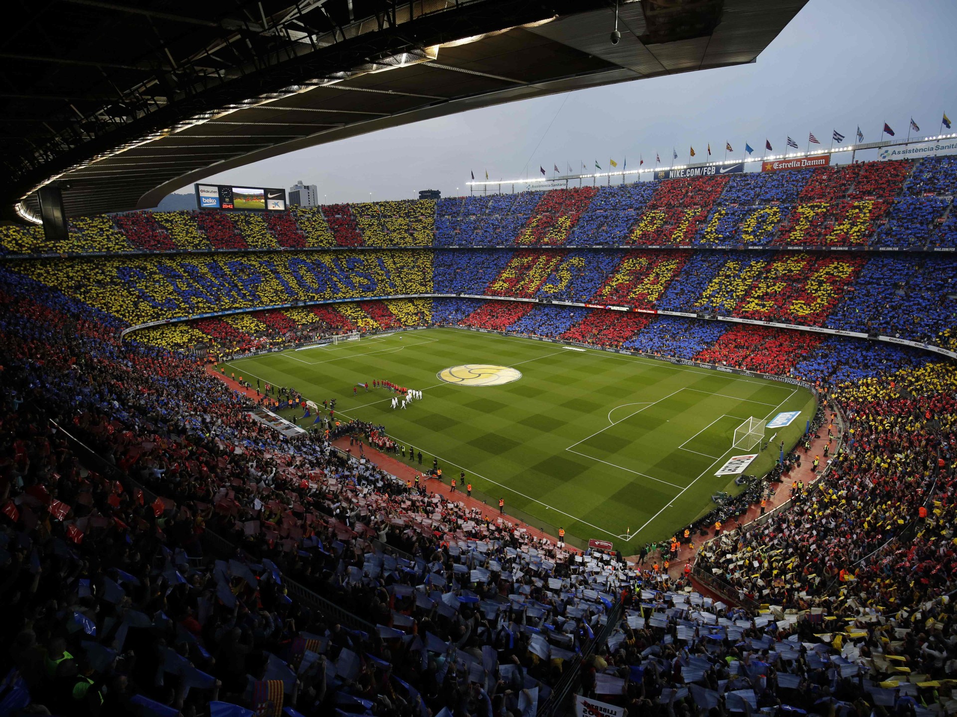 Camp Nou atmosphere Messi