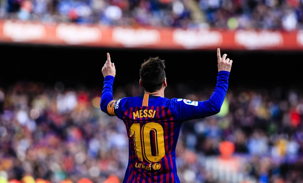 camp nou messi 0085