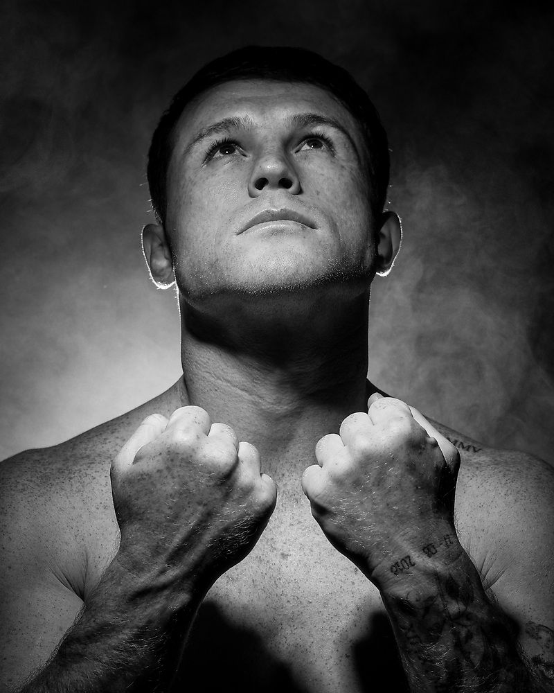 canelo black and white 0020