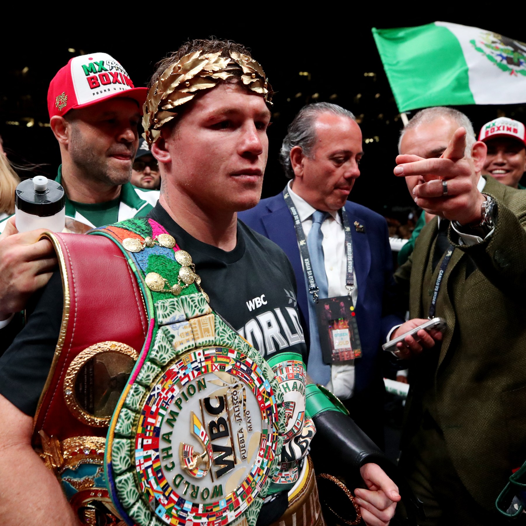 all canelo belts 0009