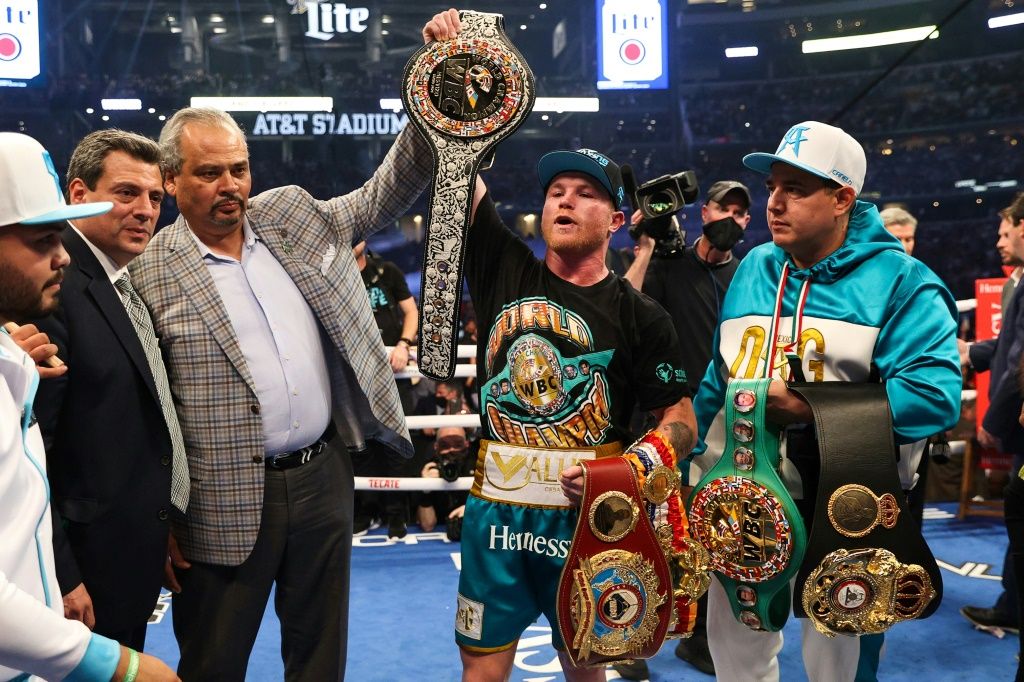 all canelo belts 0034