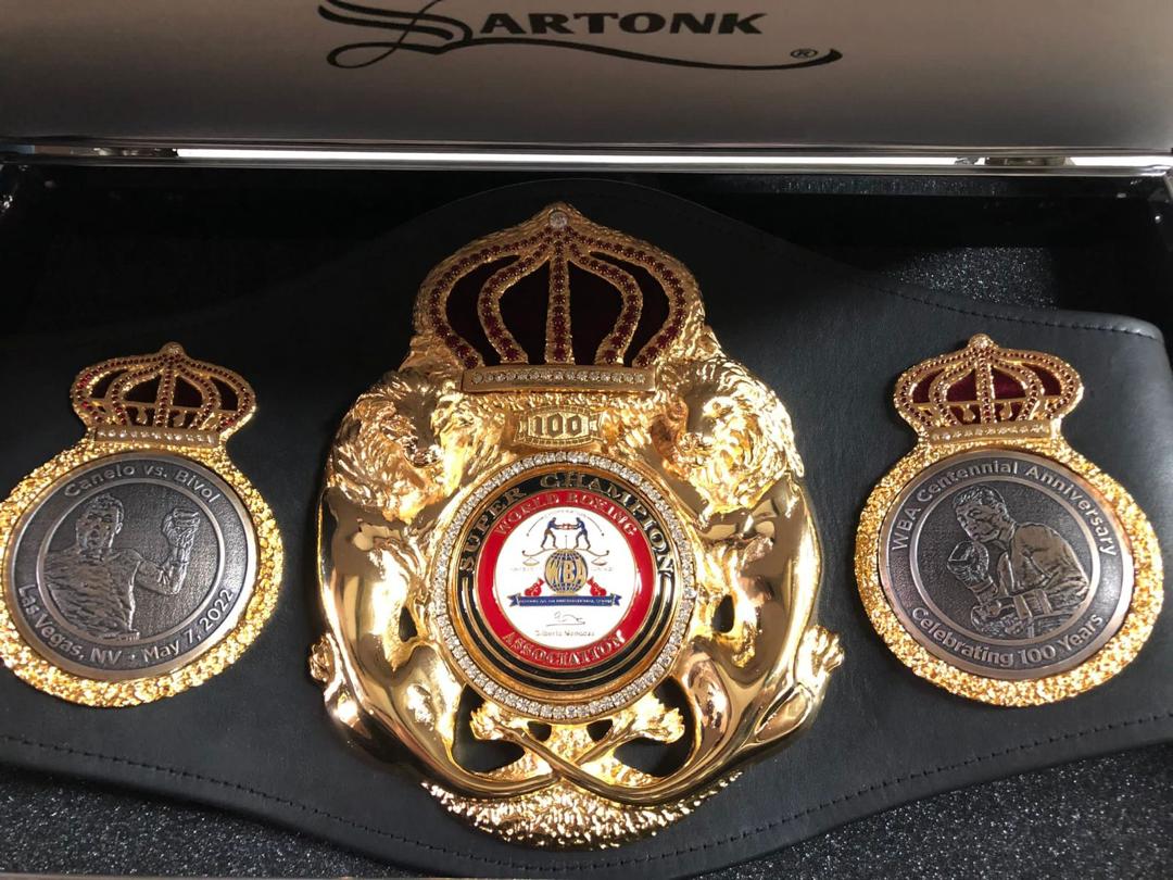 canelo álvarez belts 0027