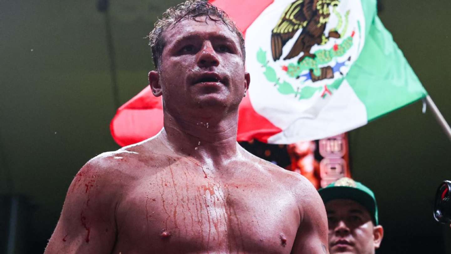 canelo álvarez belts 0032