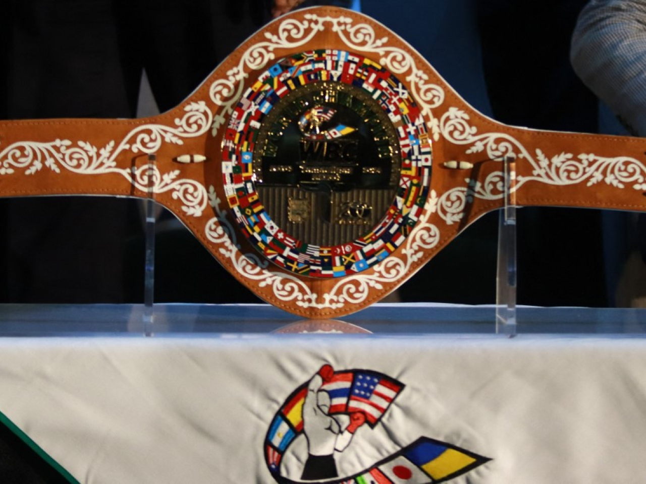 canelo álvarez belts 0048