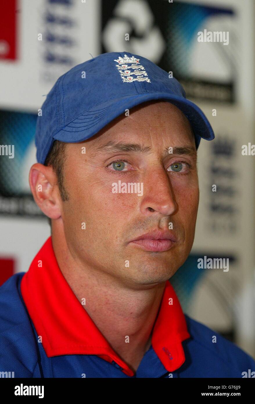 captain of england cricket team 0029