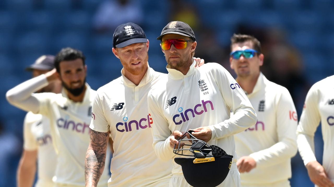 captain of england cricket team 0044