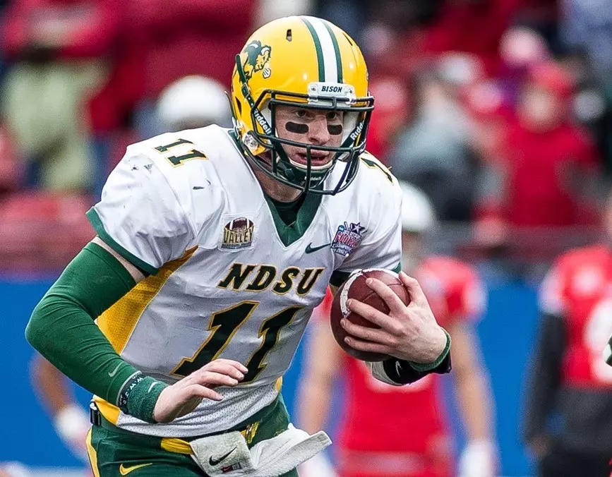 carson wentz photo 0010