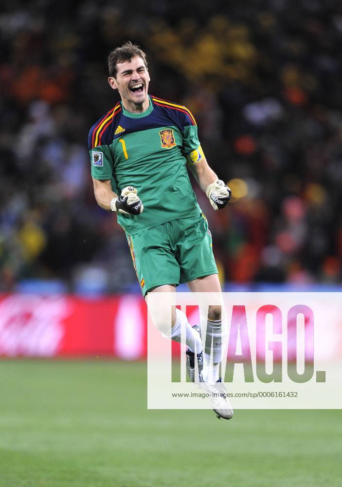 casillas 2010 0012