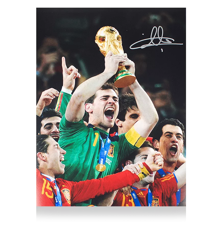 casillas 2010 0016